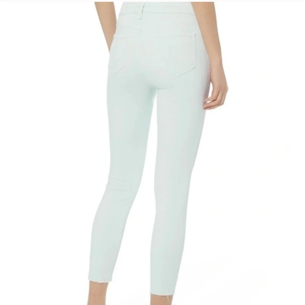 L'agence Margot High Rise Skinny Raw Hem Jeans in Blue Pastel! - Picture 2 of 9